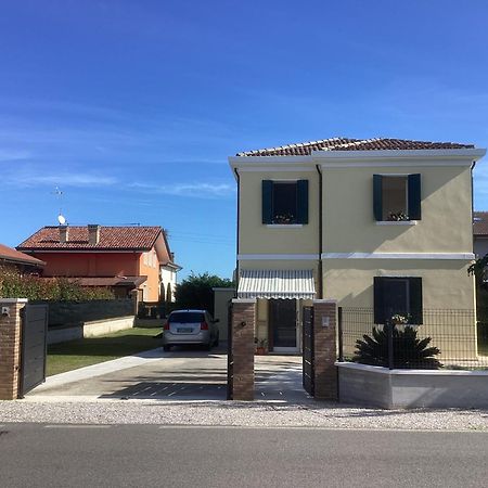 Scardovari La Casa Gialla מראה חיצוני תמונה